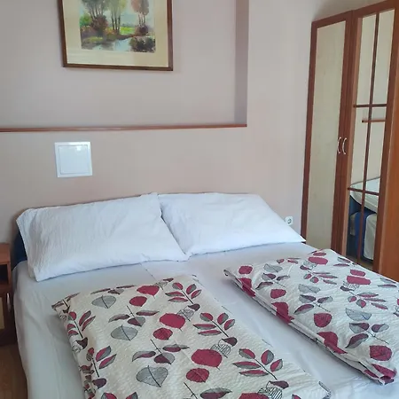 Apartment A Deliparton Szantod